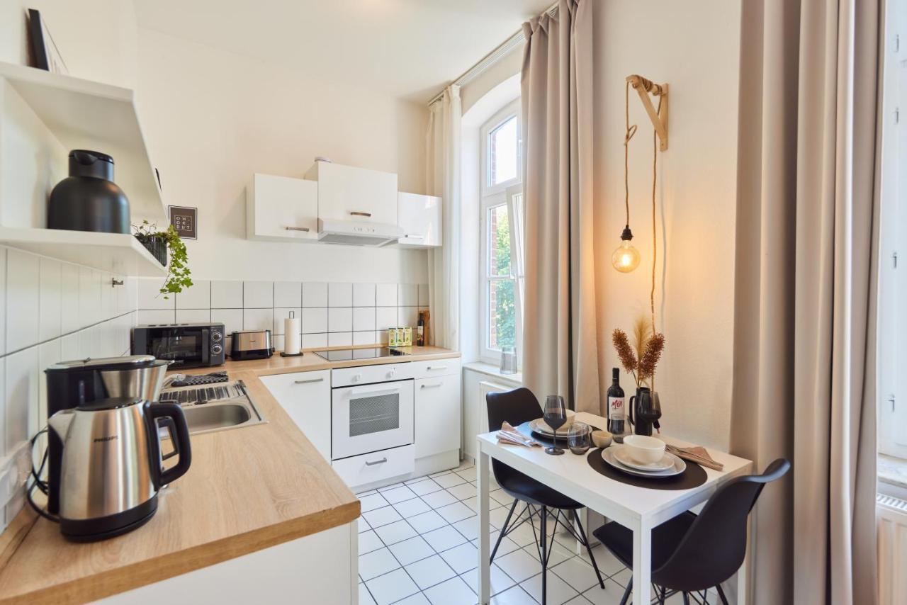Studio3 Zentral Und Ruhig Mit Parkplatz, 5 Min Z Bali-T Und Gop, Boxspringbett 바트왼하우젠 외부 사진